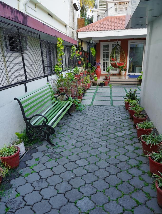 Adams Cottage Kochi Extérieur photo