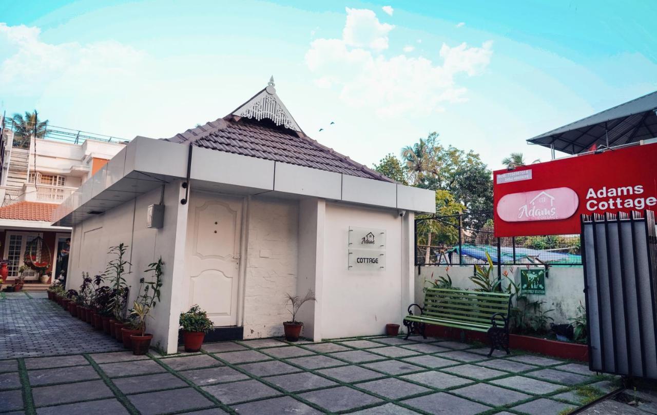Adams Cottage Kochi Extérieur photo